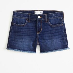 Abercrombie kids Mid rise midi shorts size 17/18